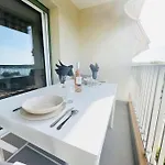 Cosy-vue Panoramique Exceptionnelle * باندول
